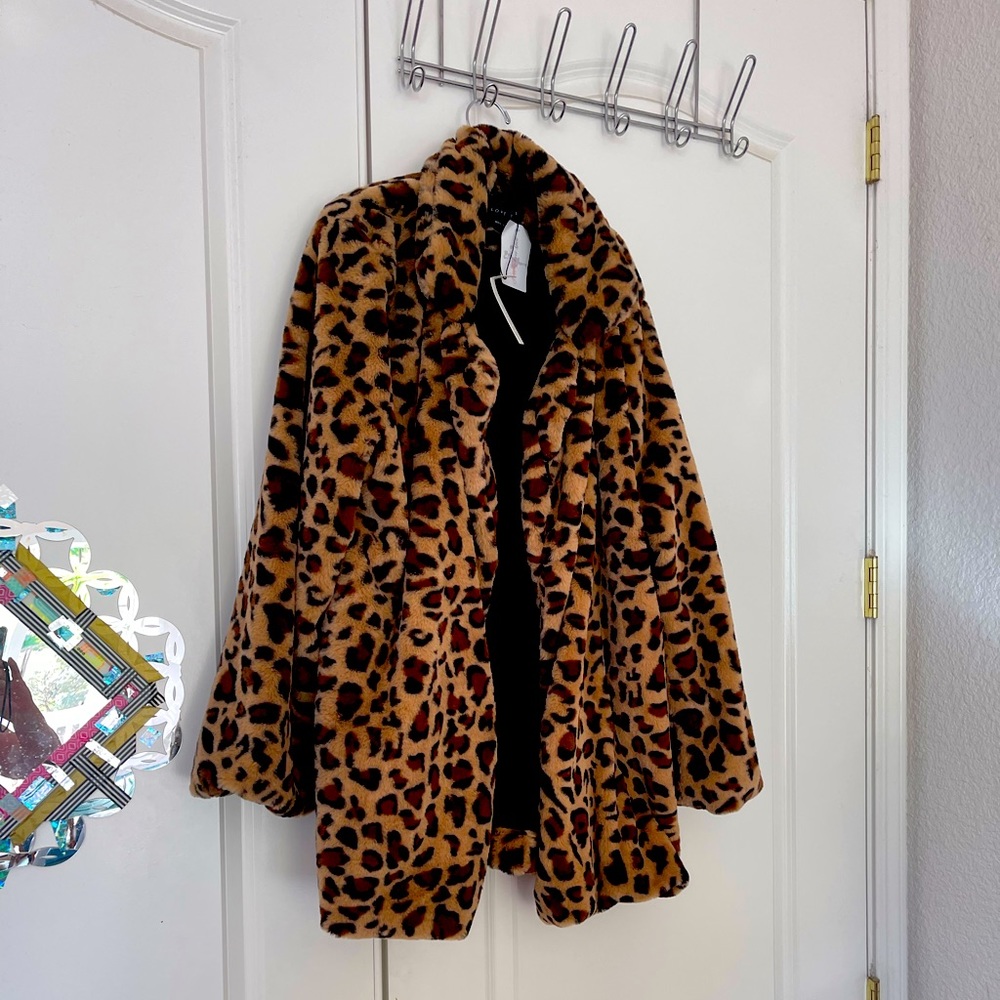 Leopard faux fur jacket, NWT